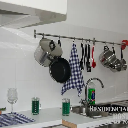 Residencial Avenida אכסניה טומאר