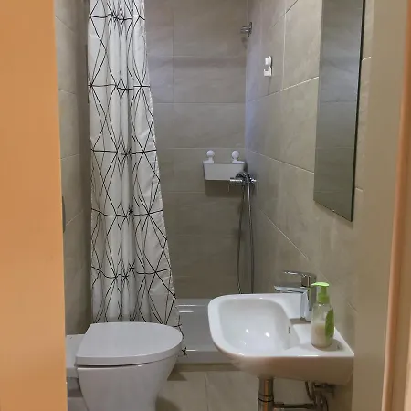 Residencial Avenida אכסניה *