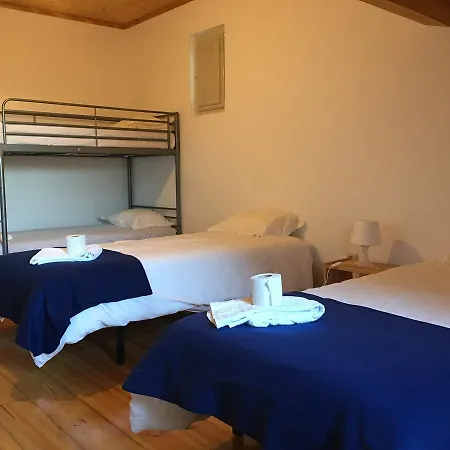 אכסניה Residencial Avenida טומאר