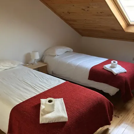 Residencial Avenida 호스텔 토마르