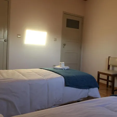 Hostel Residencial Avenida Tomar