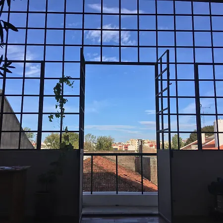 Residencial Avenida بيت شباب