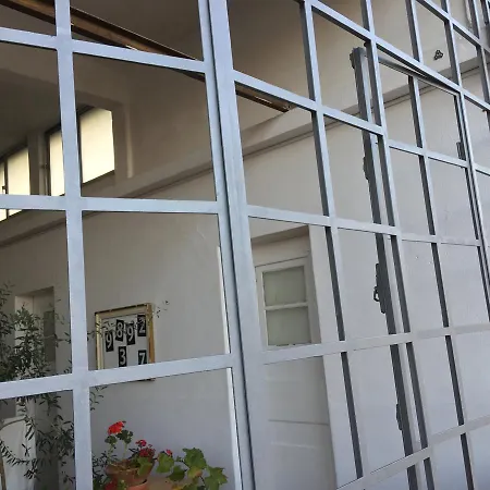 Residencial Avenida אכסניה *