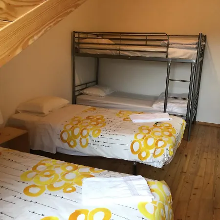 Residencial Avenida * טומאר