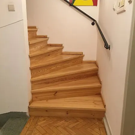 بيت شباب Residencial Avenida *