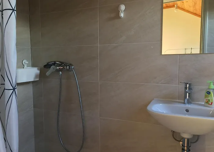 אכסניה Residencial Avenida טומאר