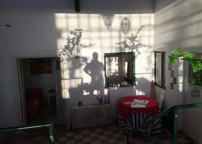 Residencial Avenida אכסניה טומאר