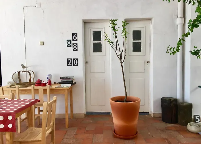 Residencial Avenida * טומאר